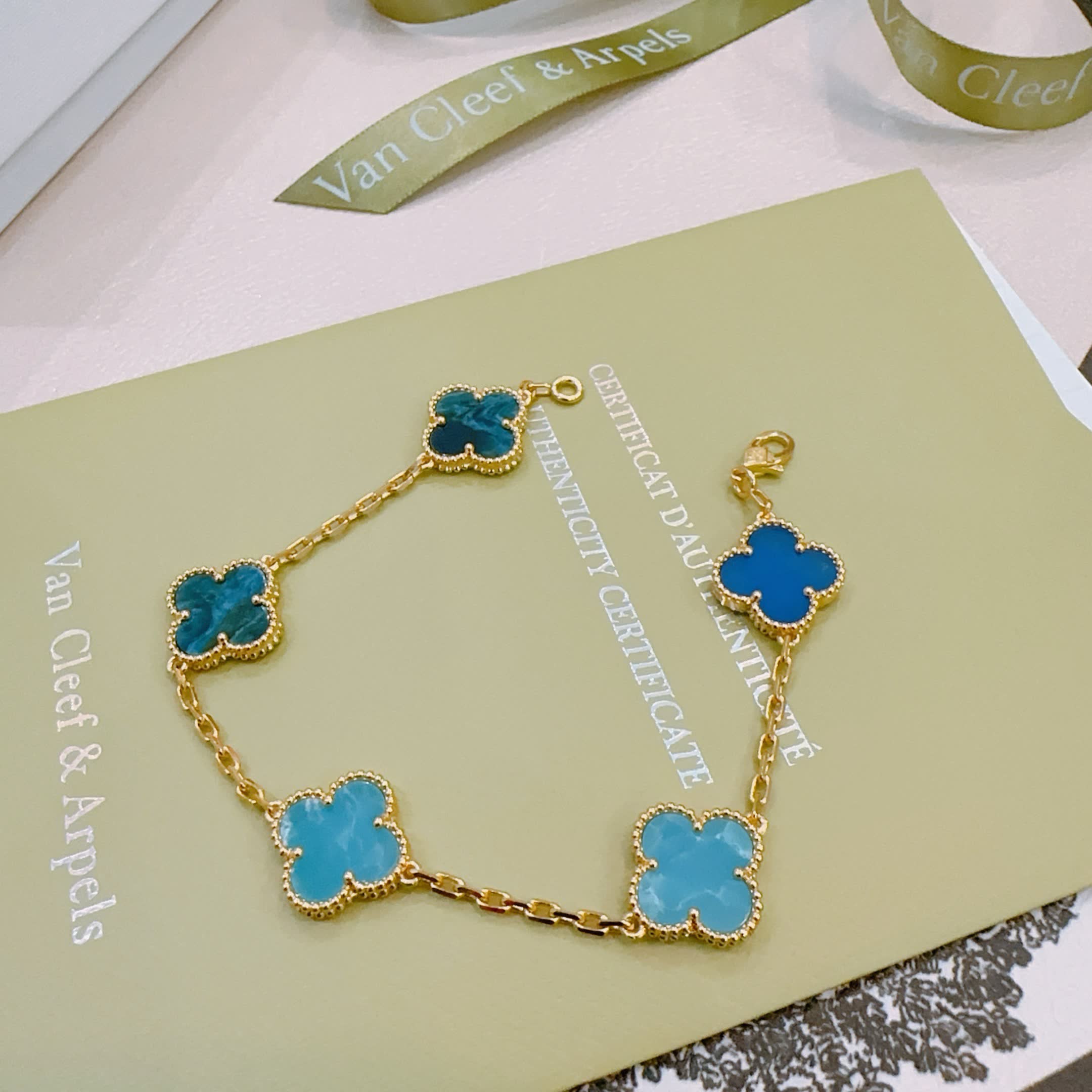 Van Cleef & Arpels Alhambra Bracelet